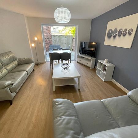 Sunderland Short Stays 2 Bedroom Apartment Free Parking Fulwell Sr6 Exteriör bild