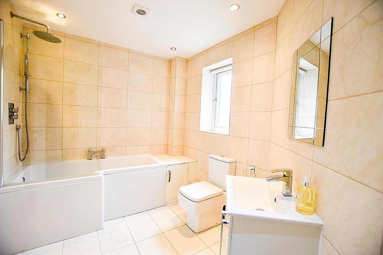 Sunderland Short Stays 2 Bedroom Apartment Free Parking Fulwell Sr6 Exteriör bild